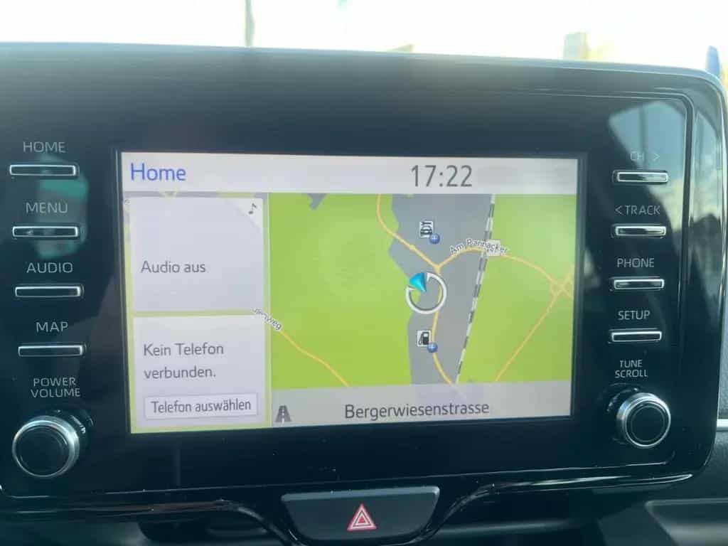 Toyota Yaris 1.5 VVT-iE Automatik Team Deutschland 03/2022-photo-16