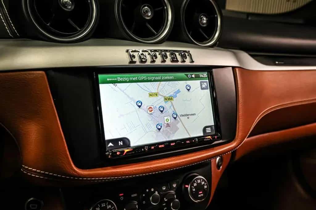 Ferrari FF 6.3 V12|Dealer ondh.|Lift|ventilatie|cruise|S 10/2012-photo-42