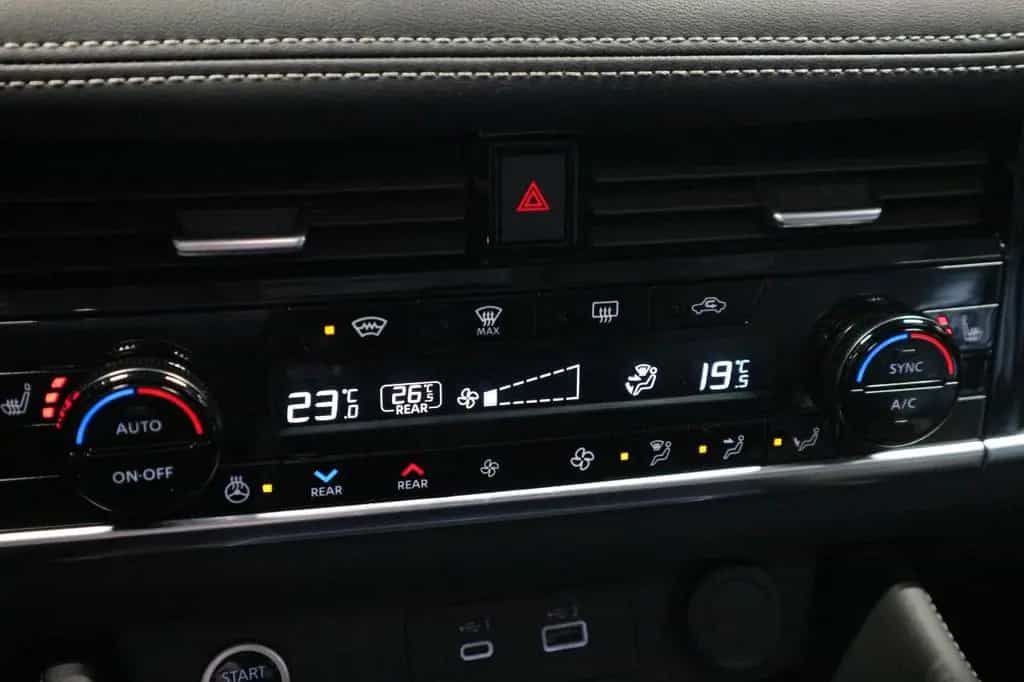 Nissan X-Trail 1.5 VC-T MHEV Tekna Pano HUD Leder Navi 02/2023-photo-17