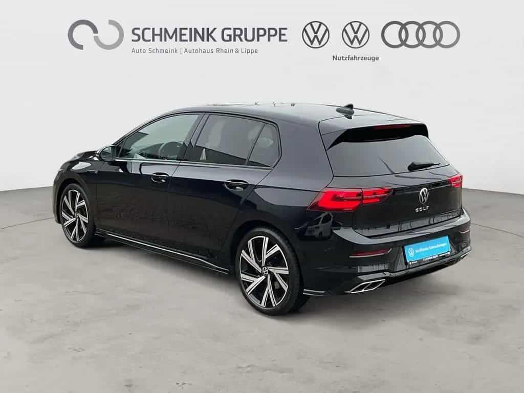 Volkswagen Golf VIII 1.5 TSI R-Line AHK Kamera Pano 01/2021-photo-2