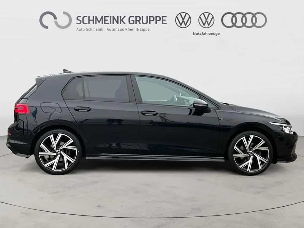 Volkswagen Golf VIII 1.5 TSI R-Line AHK Kamera Pano 01/2021-photo-5