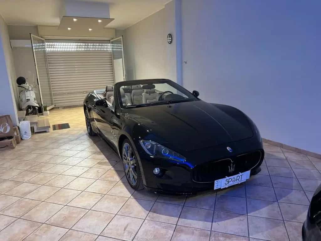 Maserati GranCabrio Sport 4.7 V8 08/2012-photo-4