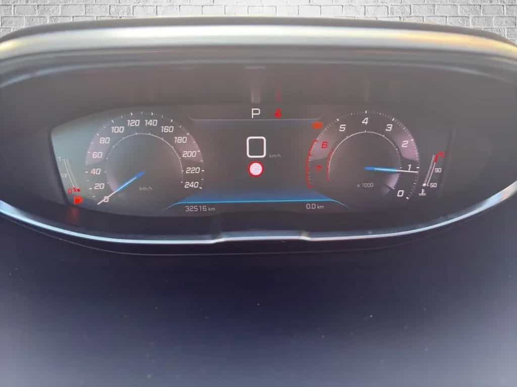 Peugeot 3008 PureTech 130 EAT8 Allure Pack Navi 11/2023-photo-13