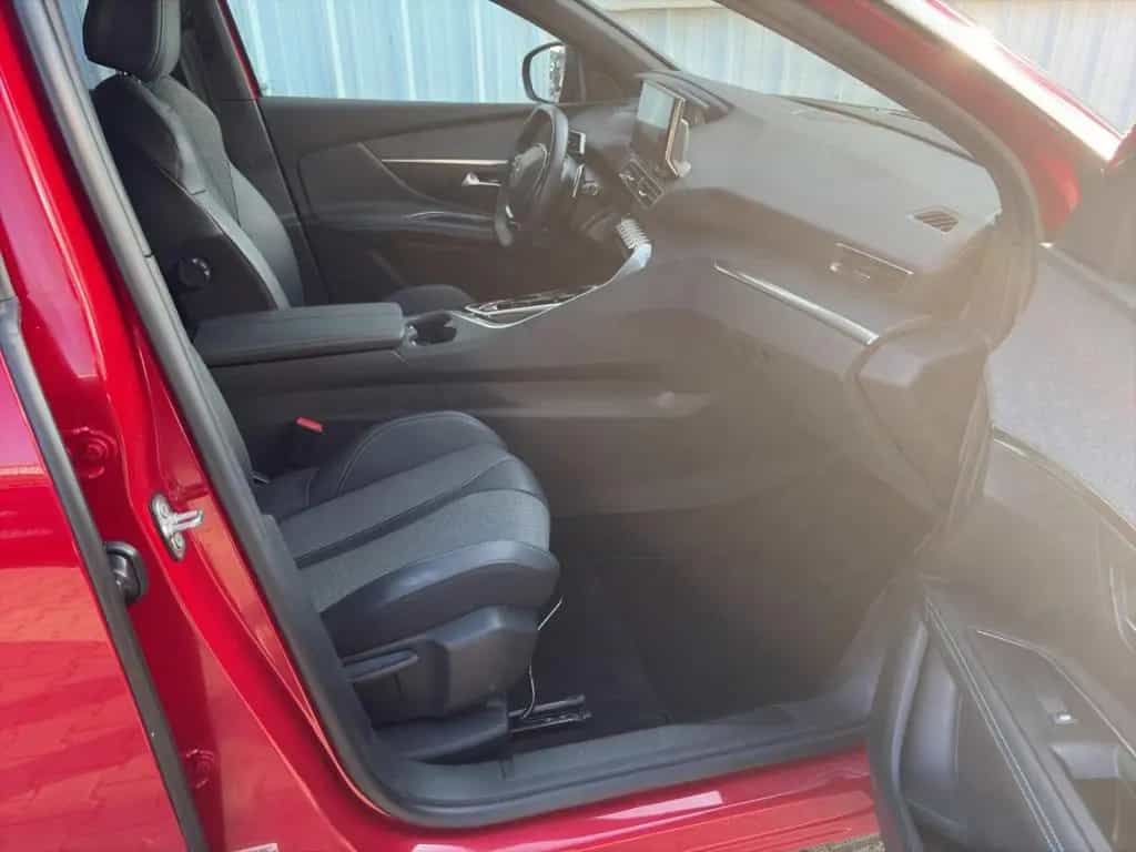 Peugeot 3008 PureTech 130 EAT8 Allure Pack Navi 11/2023-photo-28