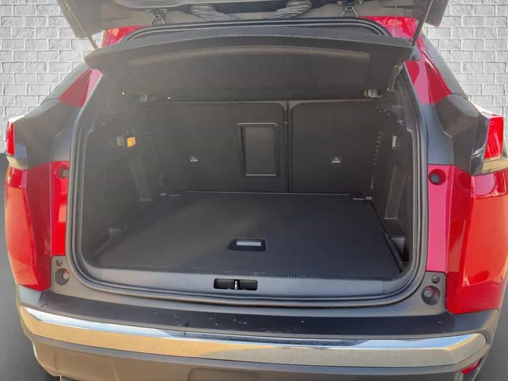 Peugeot 3008 PureTech 130 EAT8 Allure Pack Navi 11/2023-photo-6
