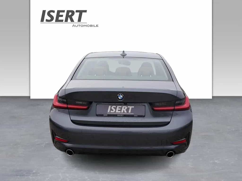 BMW 320 d Lim. Sport Line A. +RFK-LIVE PROF.+DAB 06/2021-photo-12