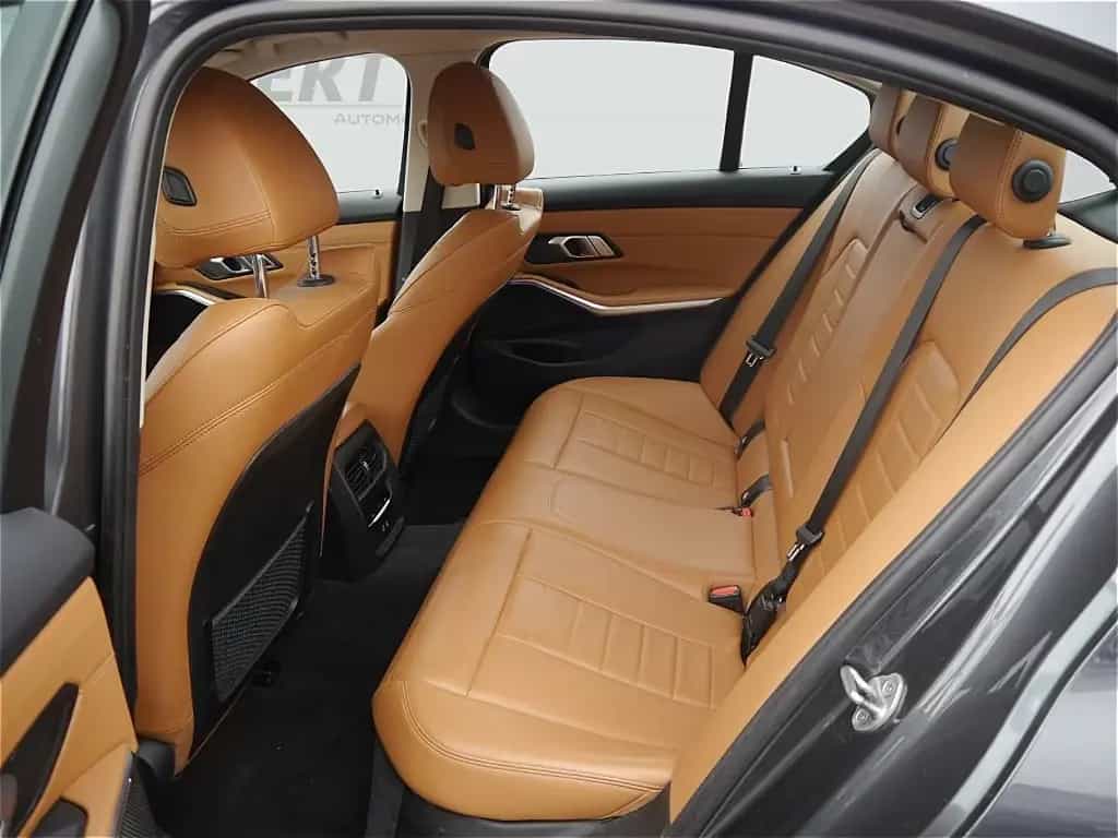 BMW 320 d Lim. Sport Line A. +RFK-LIVE PROF.+DAB 06/2021-photo-5