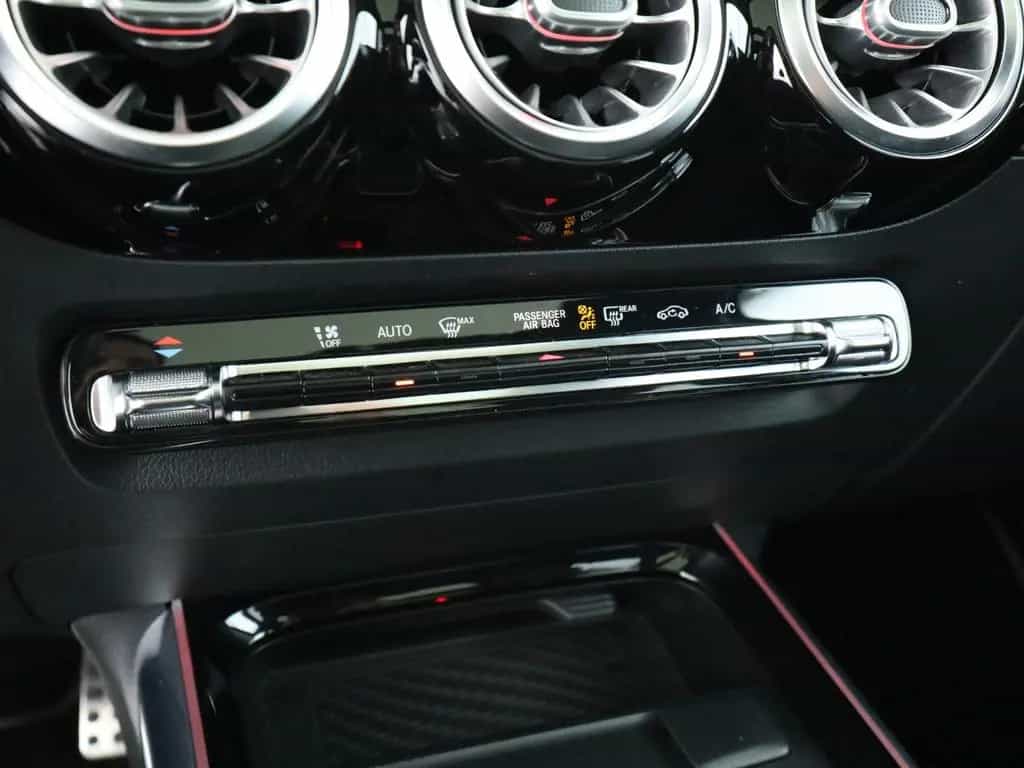 Mercedes-Benz B-Class 200 *AMG*Edition 2020*Panorama*Navigation*LED* 05/2021-photo-13