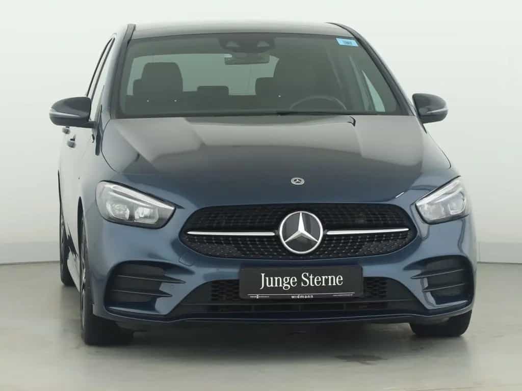 Mercedes-Benz B-Class 200 *AMG*Edition 2020*Panorama*Navigation*LED* 05/2021-photo-2