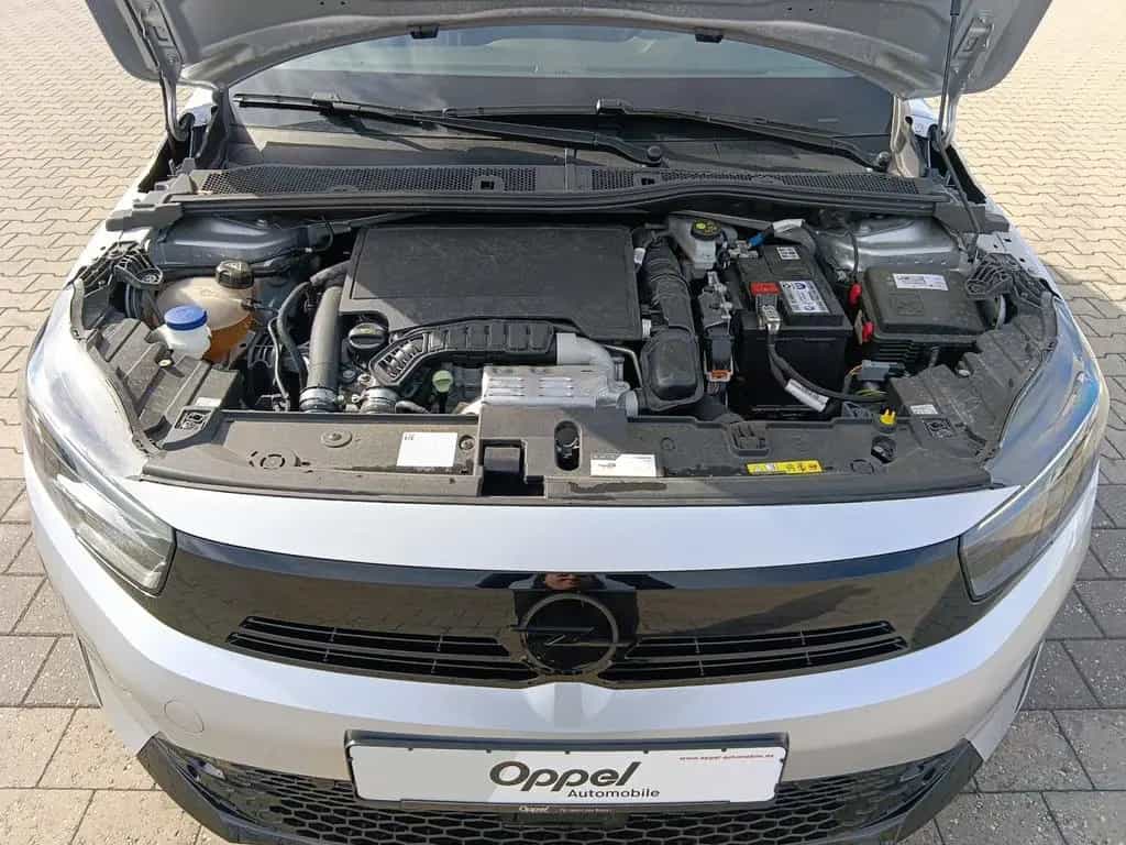 Opel Corsa Turbo GS *SITZHEIZUNG+180° RÜCKFAHRKAMERA* 03/2025-photo-15