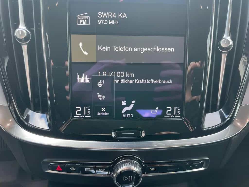 Volvo V60 Kombi Momentum Core*Buisness*CarPlay*1.Hand* 07/2020-photo-15
