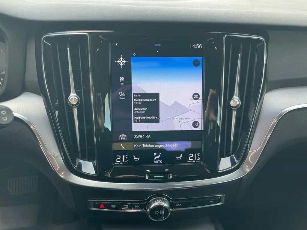 Volvo V60 Kombi Momentum Core*Buisness*CarPlay*1.Hand* 07/2020-photo-16