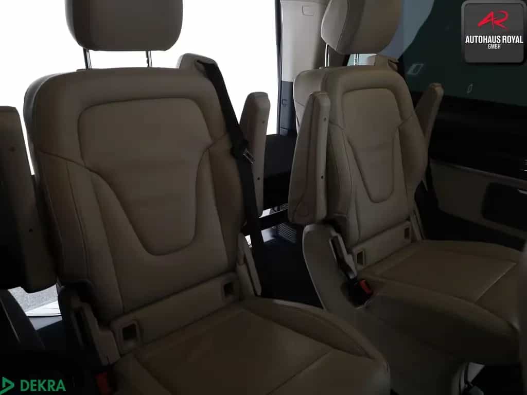 Mercedes-Benz V-Class 220 d LANG 6 SITZE PANO,BURMESTER,STANDHEIZUNG 02/2018-photo-11