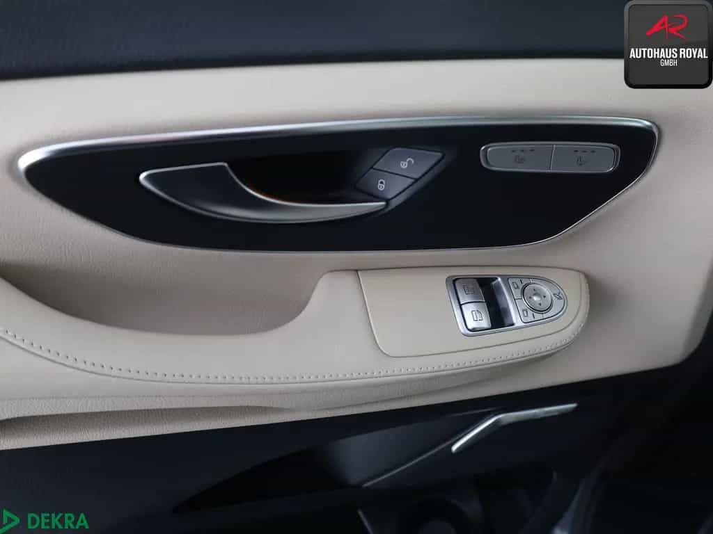 Mercedes-Benz V-Class 220 d LANG 6 SITZE PANO,BURMESTER,STANDHEIZUNG 02/2018-photo-13