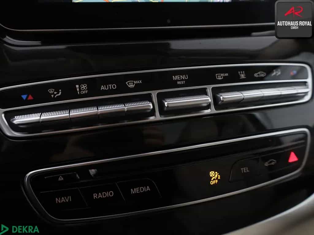 Mercedes-Benz V-Class 220 d LANG 6 SITZE PANO,BURMESTER,STANDHEIZUNG 02/2018-photo-21
