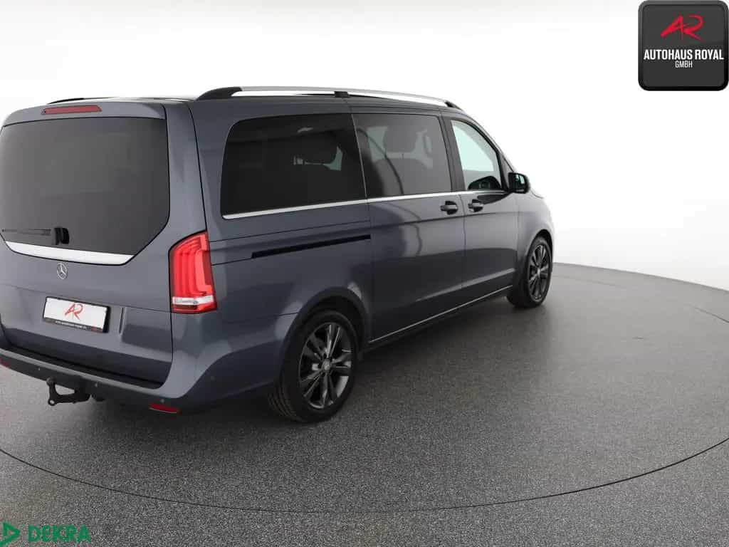 Mercedes-Benz V-Class 220 d LANG 6 SITZE PANO,BURMESTER,STANDHEIZUNG 02/2018-photo-4