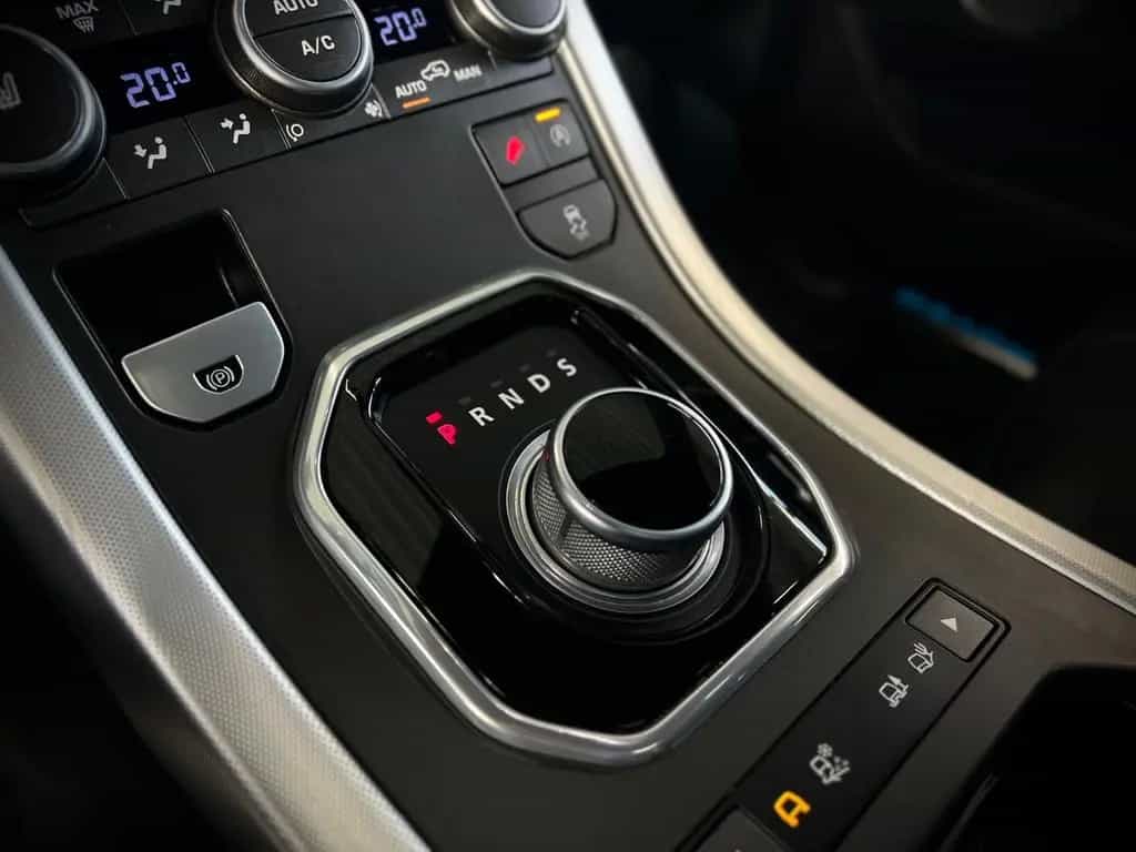 Land Rover Range Rover Rover Evoque HSE Dynamic|LED|MERIDIAN|PANO 03/2016-photo-35