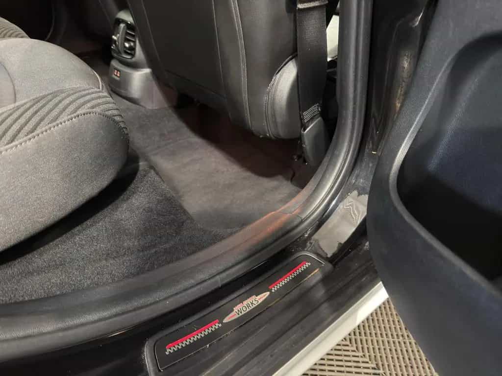 MINI One Countryman One D*JCW*LED-H&K-SHZ-TEMP-PDC 03/2019-photo-12