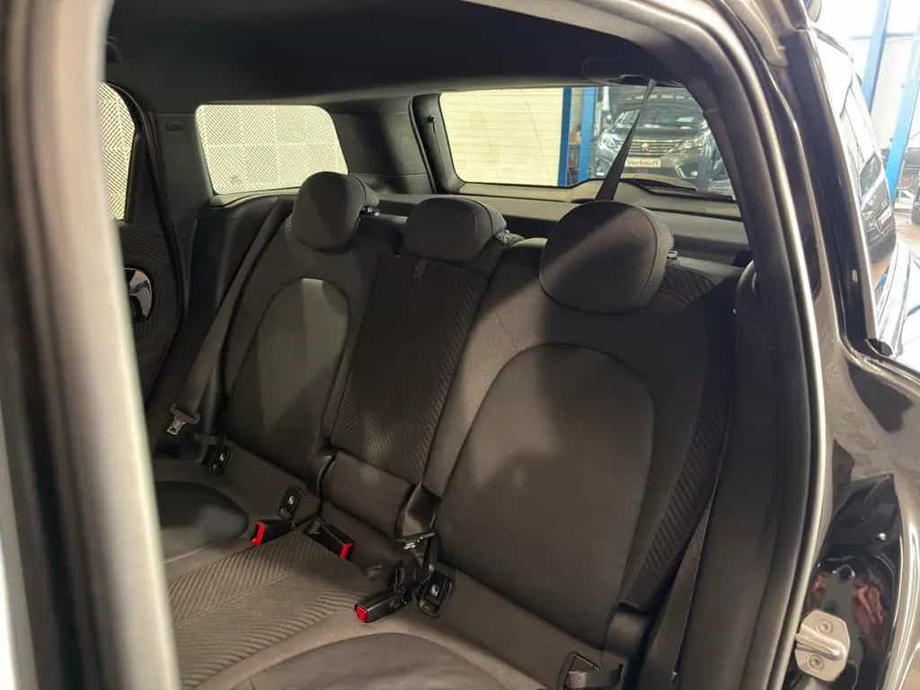 MINI One Countryman One D*JCW*LED-H&K-SHZ-TEMP-PDC 03/2019-photo-22