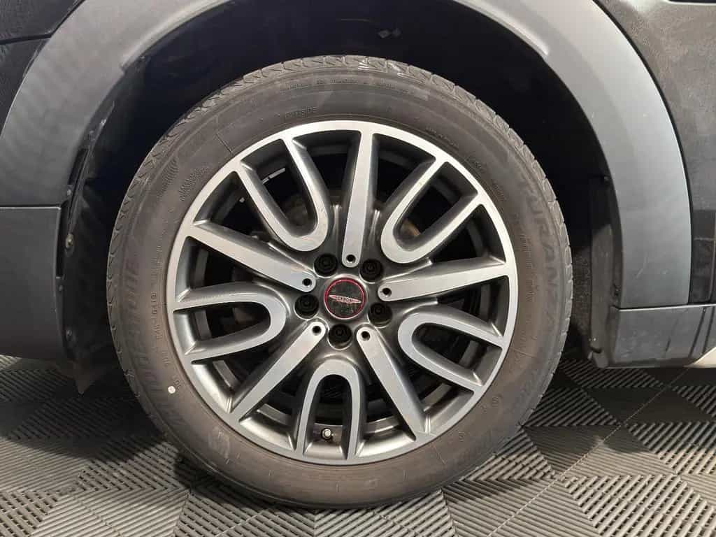 MINI One Countryman One D*JCW*LED-H&K-SHZ-TEMP-PDC 03/2019-photo-9