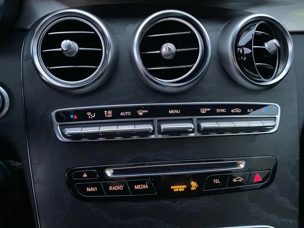 Mercedes-Benz C-Class 250 Coupe 9G-TRO AMG Line *LED*Pano*Memory*SHZ 11/2017-photo-24