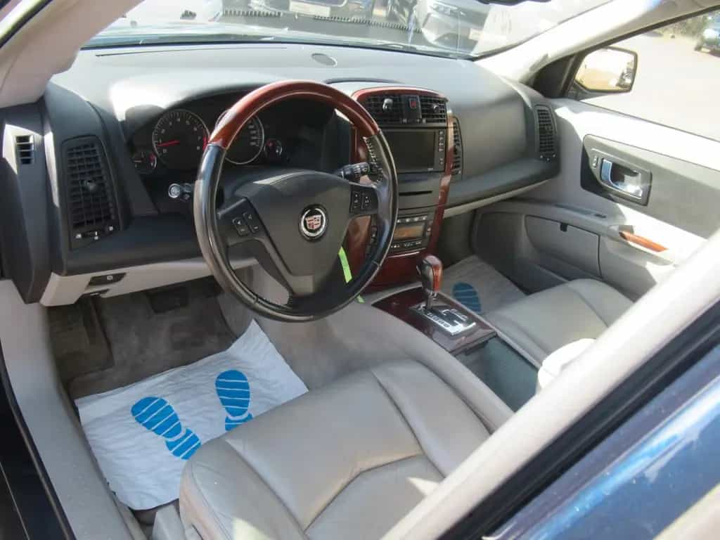 Cadillac SRX 4.6 V8 4WD Sport Luxury Autom./OHNE TÜV!!! 08/2004-photo-18