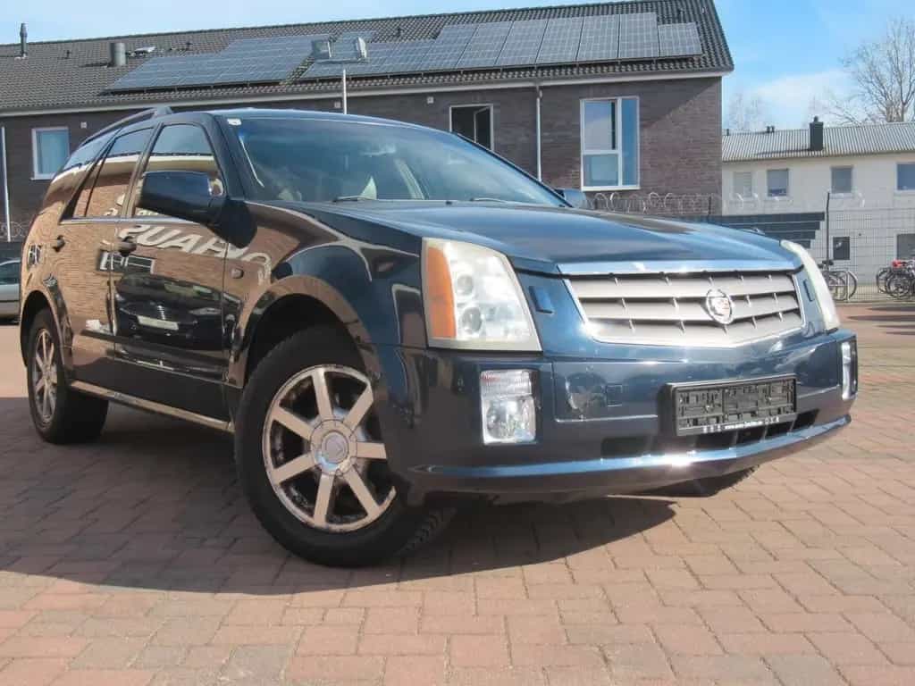 Cadillac SRX 4.6 V8 4WD Sport Luxury Autom./OHNE TÜV!!! 08/2004-photo-5