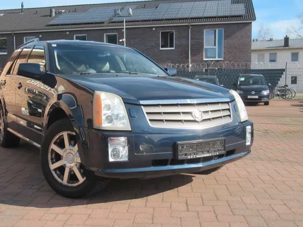 Cadillac SRX 4.6 V8 4WD Sport Luxury Autom./OHNE TÜV!!! 08/2004-photo-6