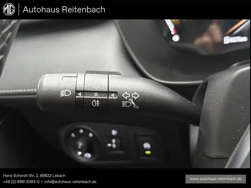 MG ZS 1.5 T COM 360°+NAVI+SITZHZG+MGPILOT+LED+DAB 05/2025-photo-17