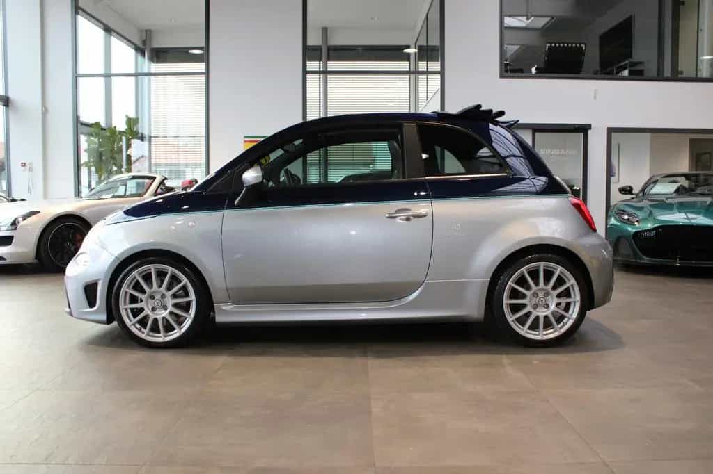 Abarth 695C RIVALE AUTOMATIK + AKRAPOVIC + CARBON 01/2019-photo-4