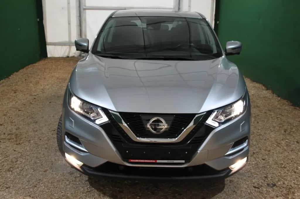 Nissan Qashqai N-Connecta Automatik, alle Extras! 02/2018-photo-11