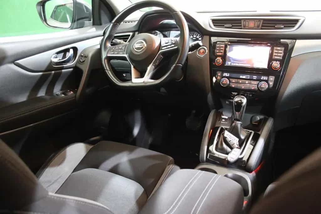 Nissan Qashqai N-Connecta Automatik, alle Extras! 02/2018-photo-23