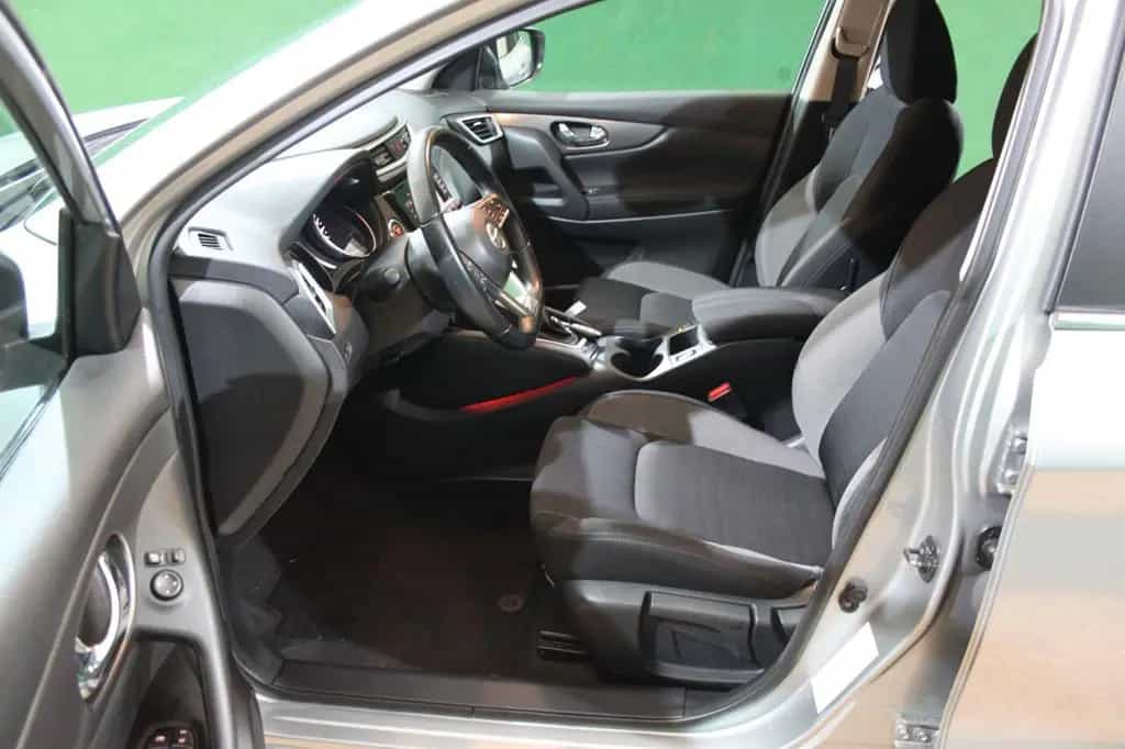 Nissan Qashqai N-Connecta Automatik, alle Extras! 02/2018-photo-24