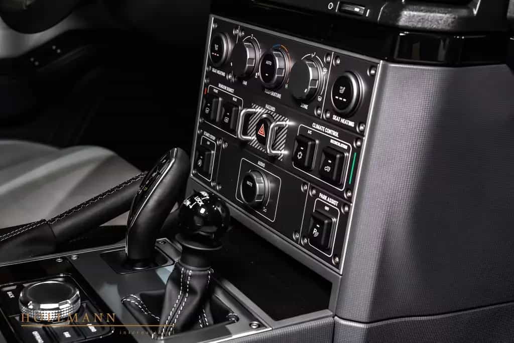 INEOS Grenadier FIELDMASTER+PANORAMIC+RECARO+STOCK null-photo-17