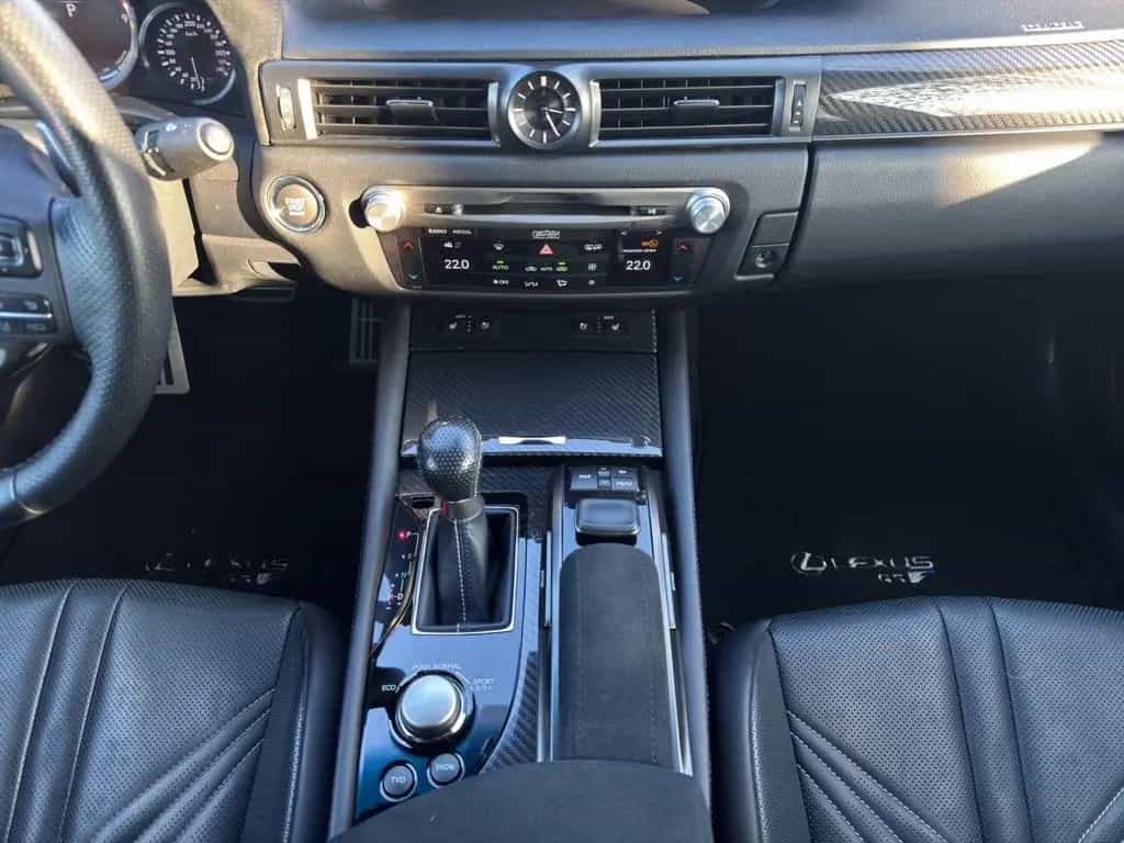 Lexus GS F 5.0 V8 SAUGER SCHIEBEDACH+HuD+SITZKÜHLUNG 12/2016-photo-13