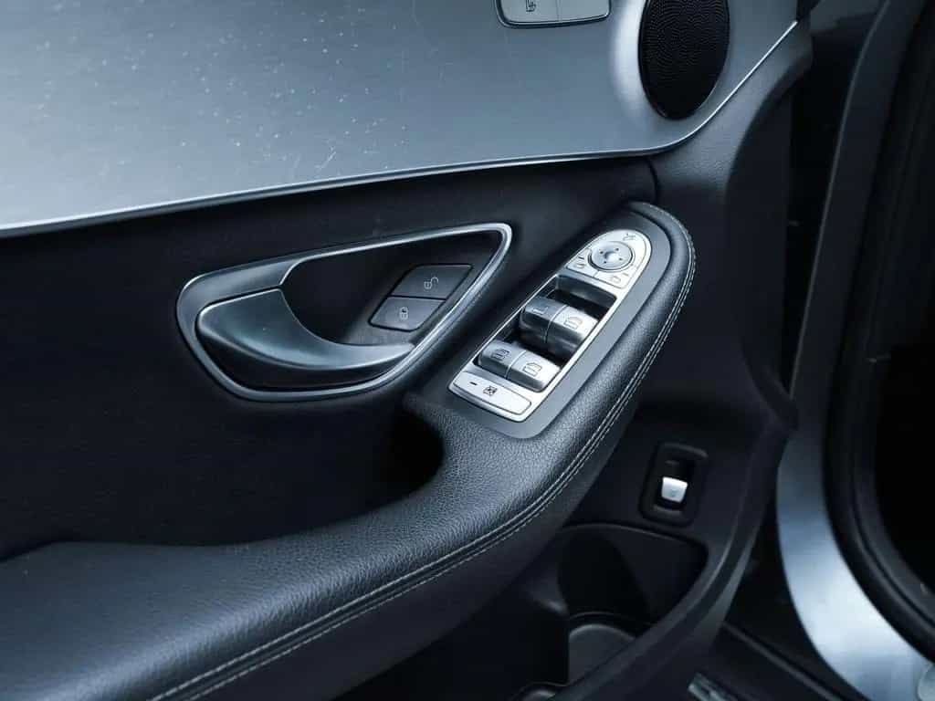 Mercedes-Benz C-Class 200 CGI NAVI*LED*TEILLEDER*SH*TEMO*PDC 08/2017-photo-18