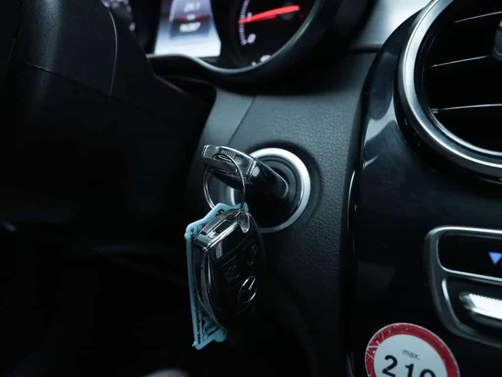 Mercedes-Benz C-Class 200 CGI NAVI*LED*TEILLEDER*SH*TEMO*PDC 08/2017-photo-26