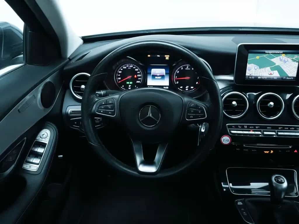 Mercedes-Benz C-Class 200 CGI NAVI*LED*TEILLEDER*SH*TEMO*PDC 08/2017-photo-34