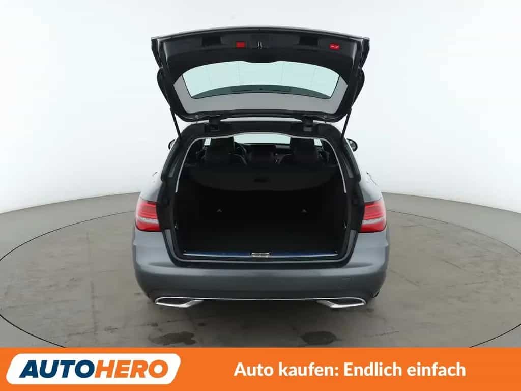 Mercedes-Benz C-Class 180 T Avantgarde Aut.*NAV*LED*TEMPO*PDC*SHZ* 12/2020-photo-16