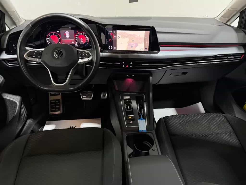 Volkswagen Golf VIII Lim. Active/GARANTIE2028/AHK/SD/ACC 01/2023-photo-10