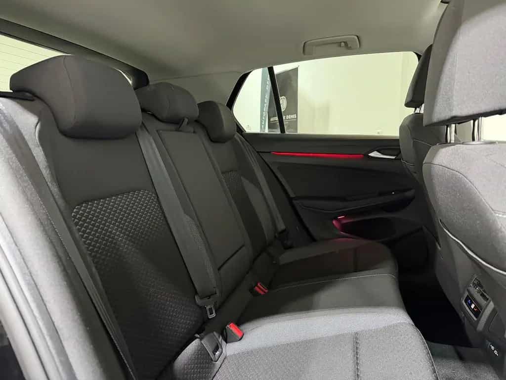 Volkswagen Golf VIII Lim. Active/GARANTIE2028/AHK/SD/ACC 01/2023-photo-22