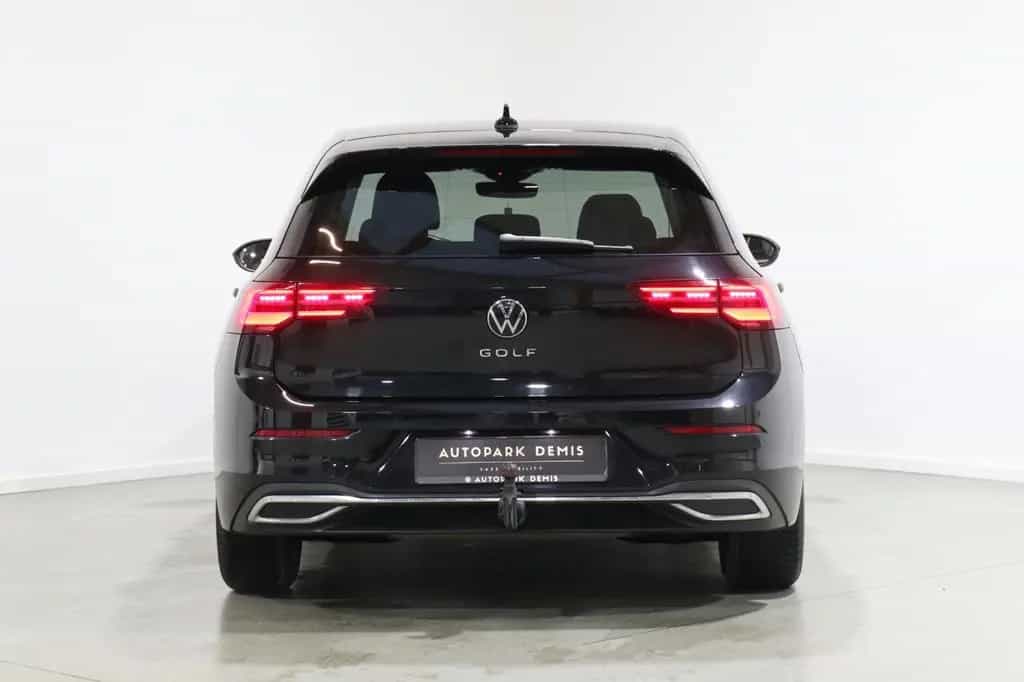 Volkswagen Golf VIII Lim. Active/GARANTIE2028/AHK/SD/ACC 01/2023-photo-5