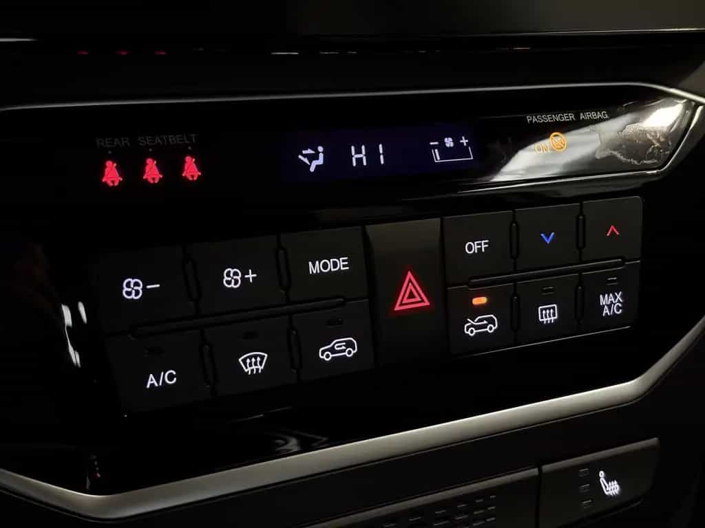 KGM Tivoli Essential 1.5 AT6 AWD null-photo-10