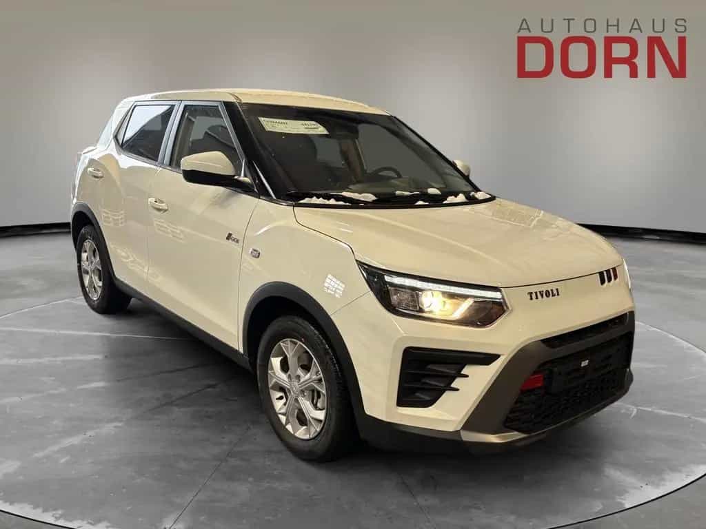 KGM Tivoli Essential 1.5 AT6 AWD null-photo-3
