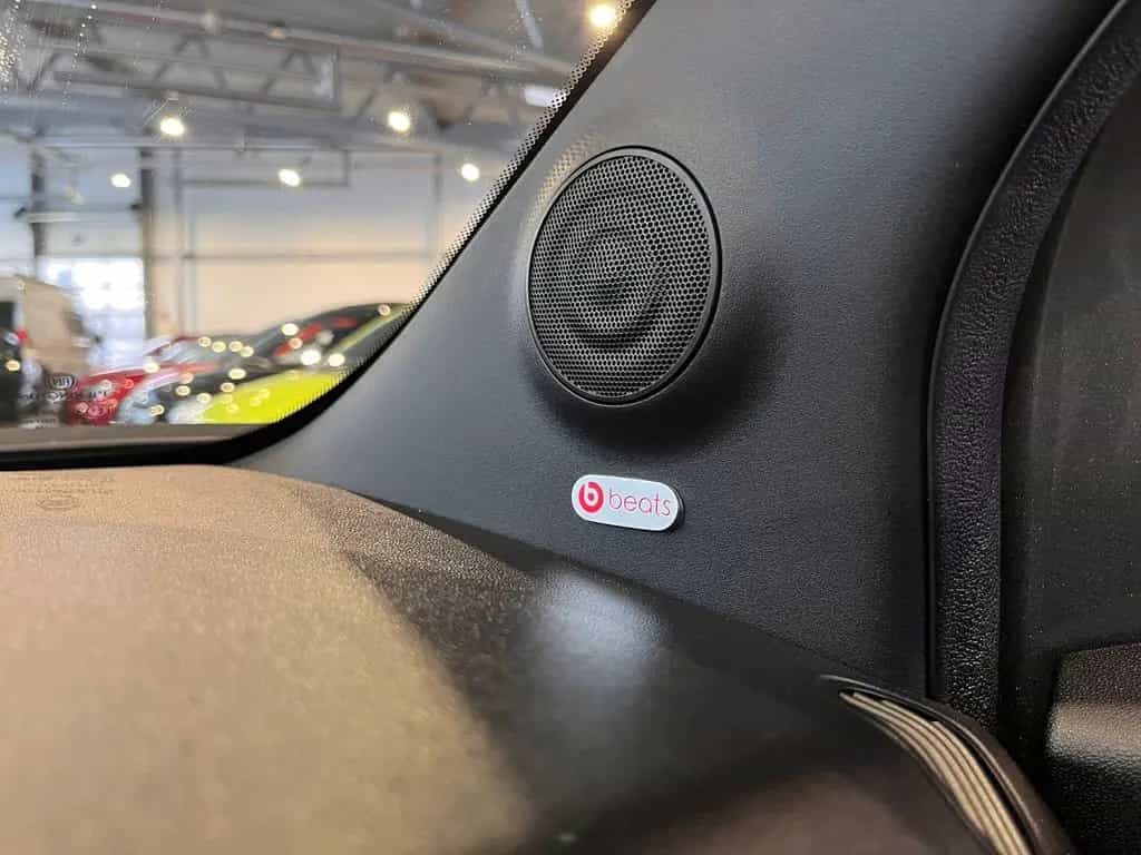 Abarth 695 Turismo KLIMA NAVI LEDER ALU 09/2024-photo-17