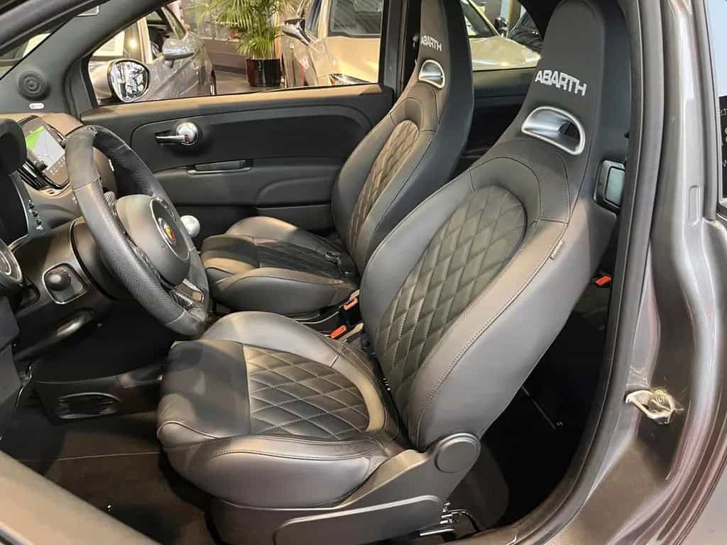 Abarth 695 Turismo KLIMA NAVI LEDER ALU 09/2024-photo-7