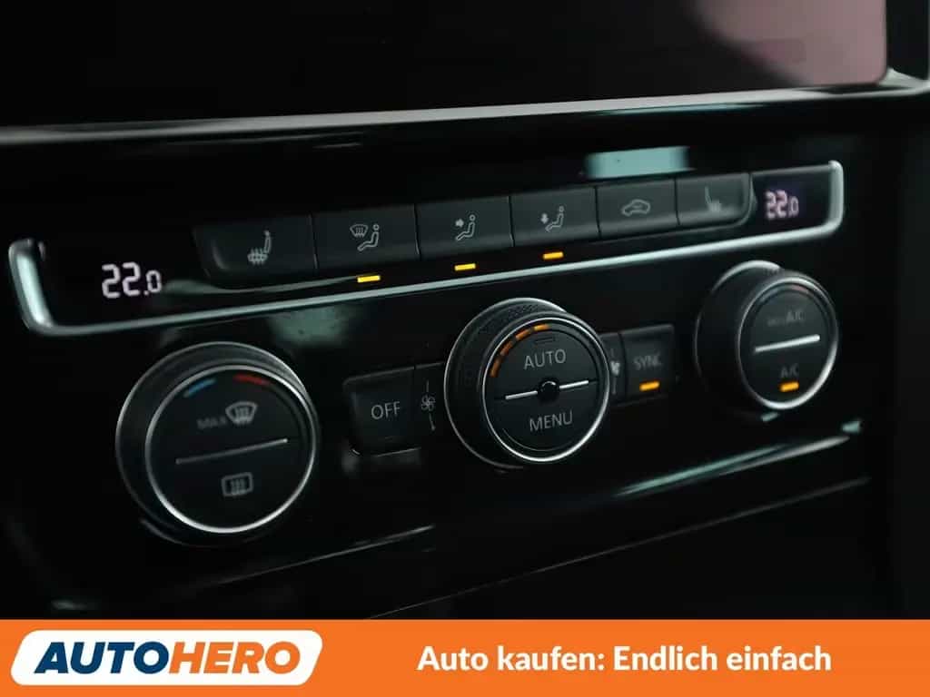 Volkswagen Golf VII 2.0 TSI GTI TCR Aut.*DYNAUDIO*LED*PDC* 06/2019-photo-24