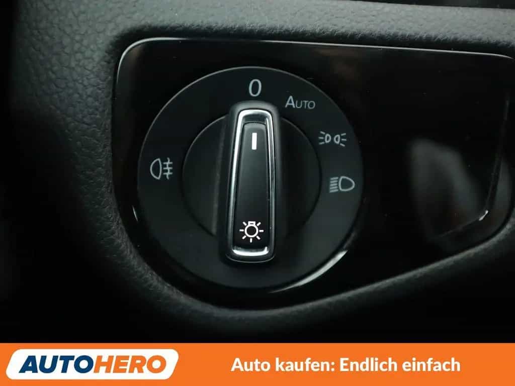 Volkswagen Golf VII 2.0 TSI GTI TCR Aut.*DYNAUDIO*LED*PDC* 06/2019-photo-28