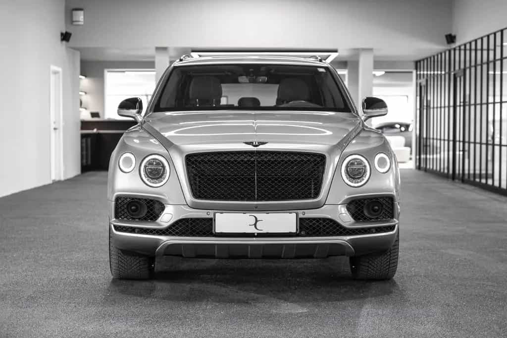 Bentley Bentayga 6.0 W12 *4-zone *Klimasitze *Panorama 06/2016-photo-1