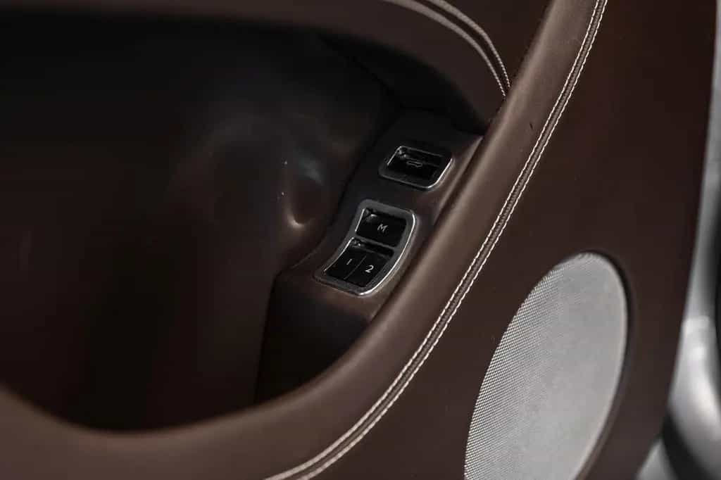 Bentley Bentayga 6.0 W12 *4-zone *Klimasitze *Panorama 06/2016-photo-10